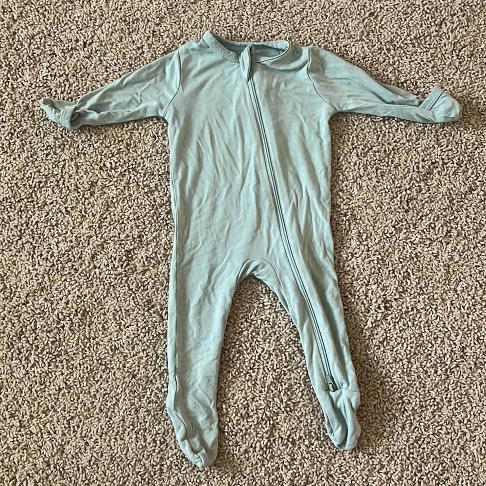 Kyte baby zippered footie